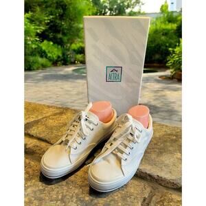 Vintage NOS Women’s Actra Regatta II White Sneakers Sz 8 Preppy Cute Shoes